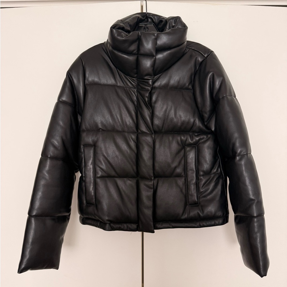 Abercrombie & Fitch Black Puffer Jacket